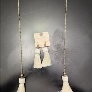 Fashion Jewelry Cream Tassel Necklace and Earring Set